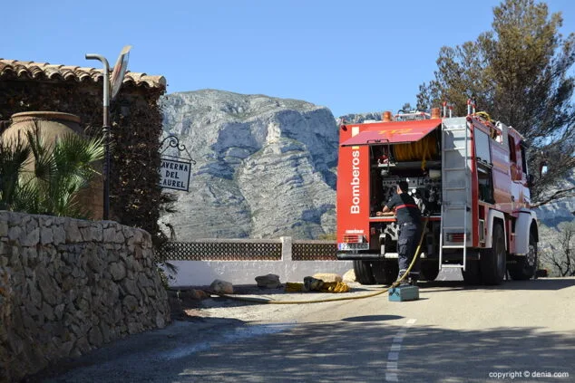 El fuego calcina 439 hectáreas del Parque Natural del Montgó 23 Incendio en el Montgó Lloma del Castanyar 04