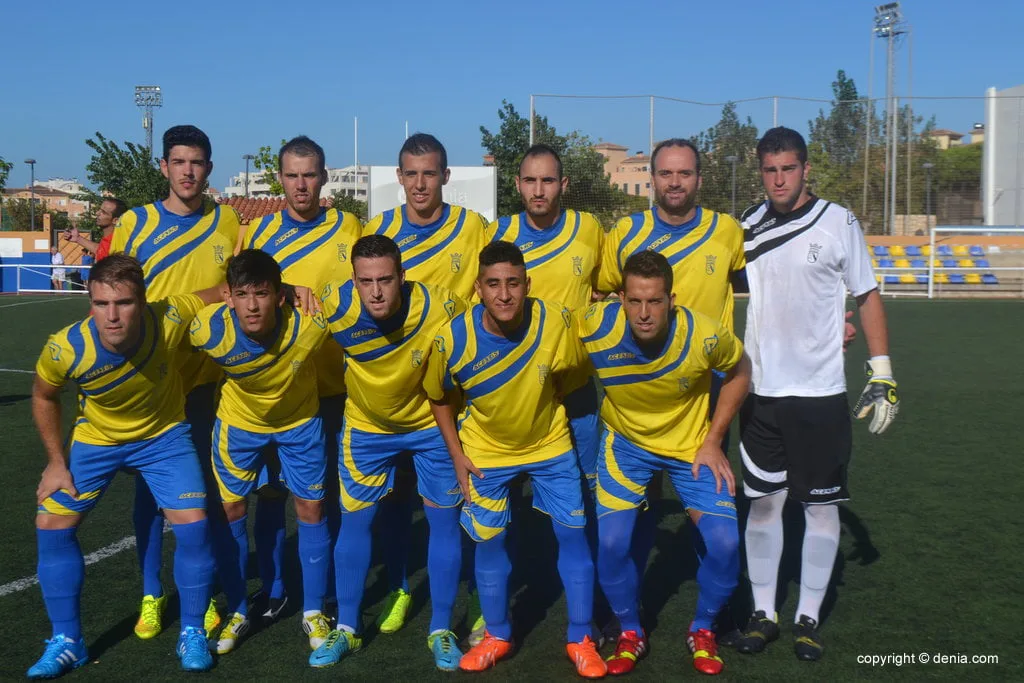 Once inicial del CD. Dénia ante el R. Colon