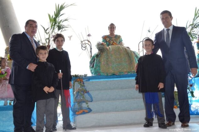 04 Presentación Infantil Falla Centro Sorpresa para Laura