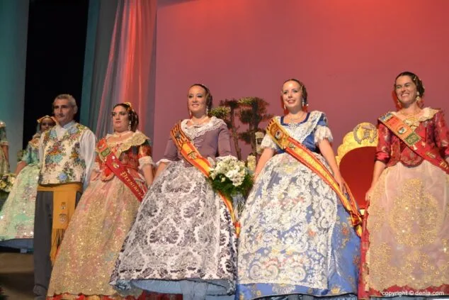 La Falla Saladar celebró el prólogo de sus 50 años en la presentación de Samantha Carbonell 13 09 Presentación Saladar 2015 Pleitesía de Carla Petrie