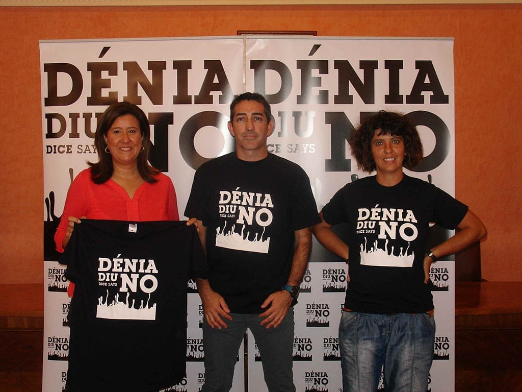 Ana Kringe junto a Javier Chicharro y Lucía Moreno