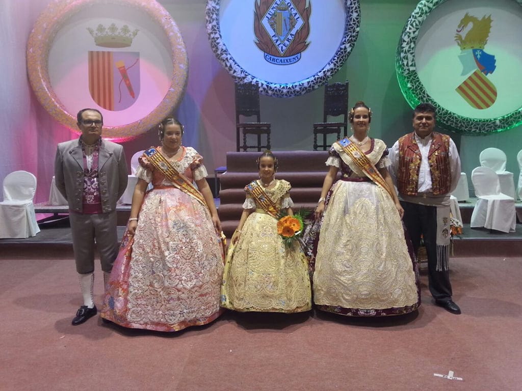 Candela Pastor en la presentación de las FFMM de Carcaixent