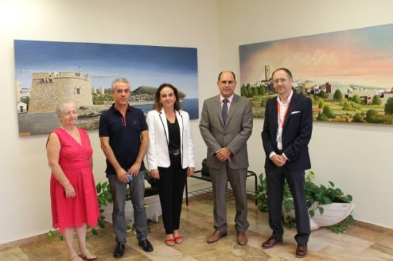 Carlos Trenor con miembros del Club de Osteoporosis de Teulada con