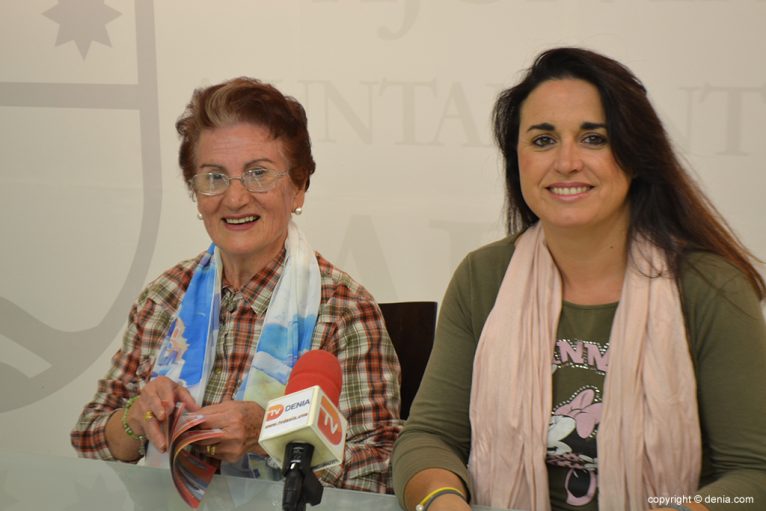 Carmen Bazán junto a Isabel Gallego
