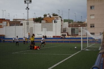 Internacional FC anotando su tercer gol