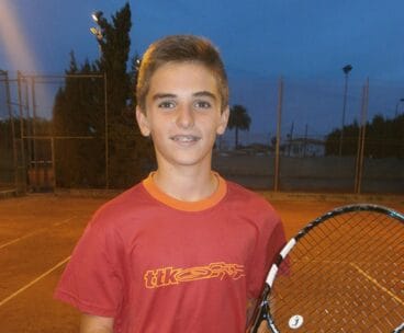 Miguel Ferrer jugador del ClubTenis Dénia.jpg