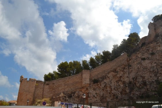 Muralla del Castillo de Dénia