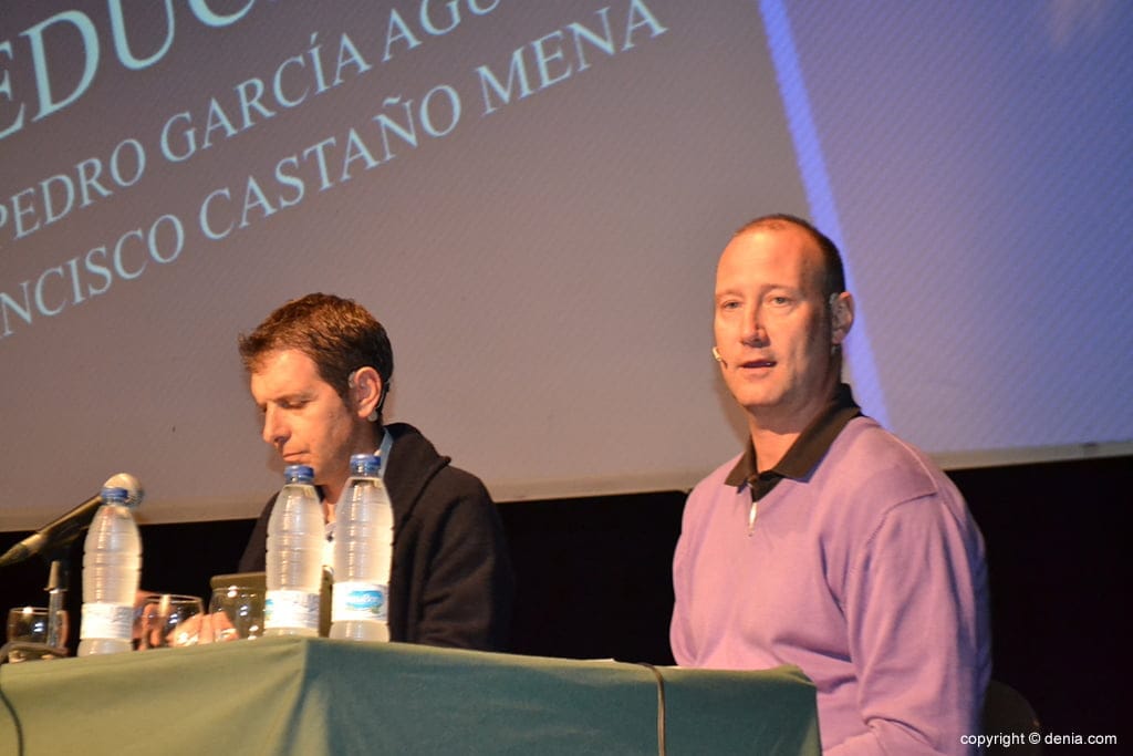 Extraordinaria conferencia del Hermano Mayor y Francisco Castaño 1 Pedro Aguado y Francisco Castaño