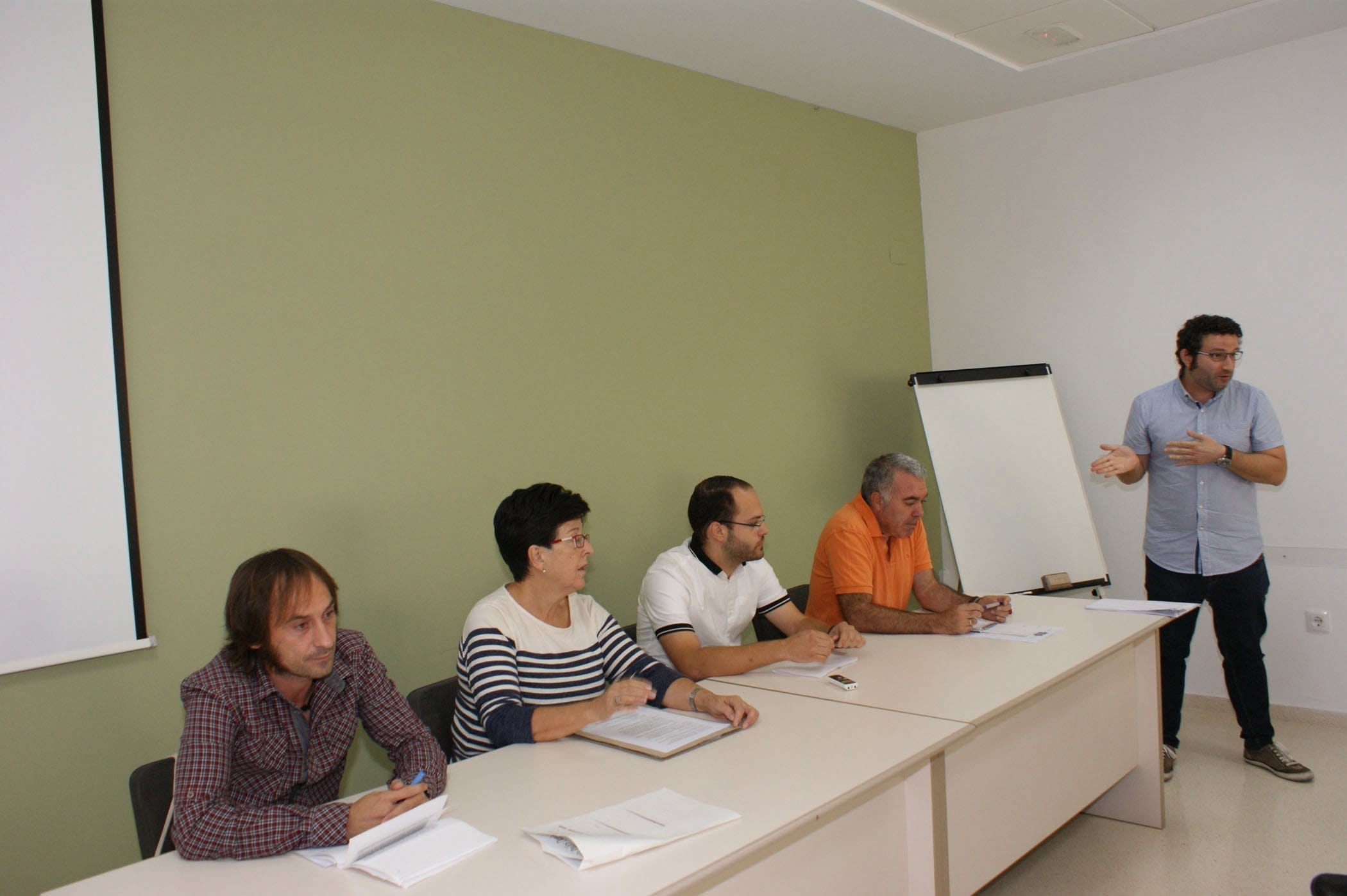 Los socialistas apuestan por la creación de una Ciudad Educadora 1 SONY DSC