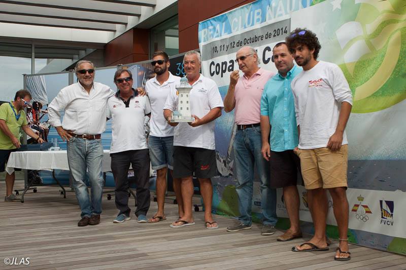 Tripulación del barco Trabuco ganador de la Copa del Canal