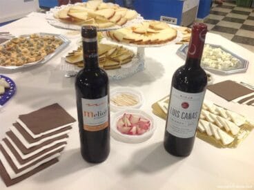 Vinos y embutidos de degustación en Salat i Curat