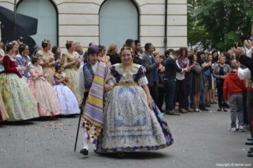 Presentación Campaments 2015 – llegada de la comisión