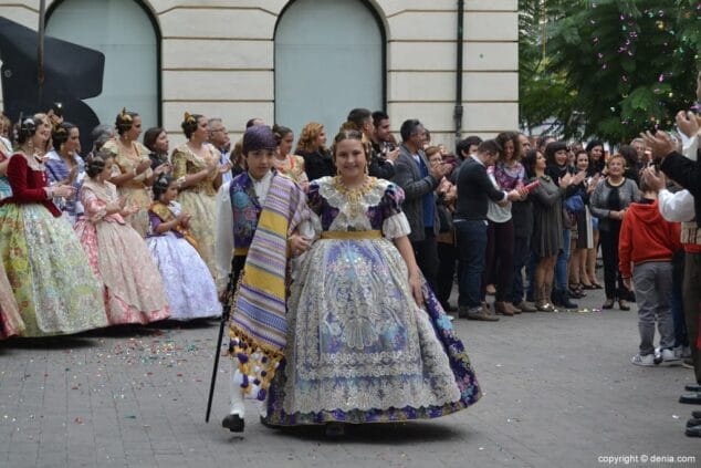 04 Presentación Campaments 2015 llegada de la comisión