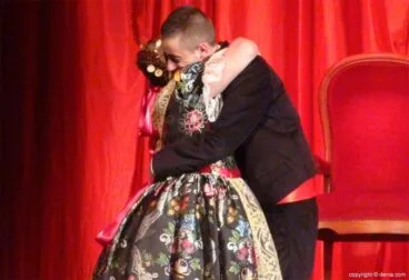 Presentación Falla Diana – Ester y Juan Gabriel