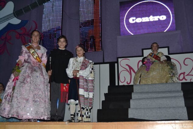 Port Rotes presenta a Natalia Andrada al ritmo de las canciones de Violetta 16 08 Presentación infantil Port Rotes Pleitesía de la falla Centro