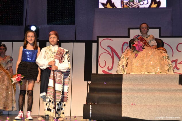 Port Rotes presenta a Natalia Andrada al ritmo de las canciones de Violetta 30 20 Presentación infantil Port Rotes Mar Reig