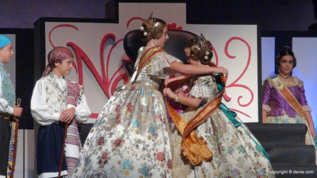 Port Rotes presenta a Natalia Andrada al ritmo de las canciones de Violetta 9 27 Presentación infantil Port Rotes Natalia Andrada