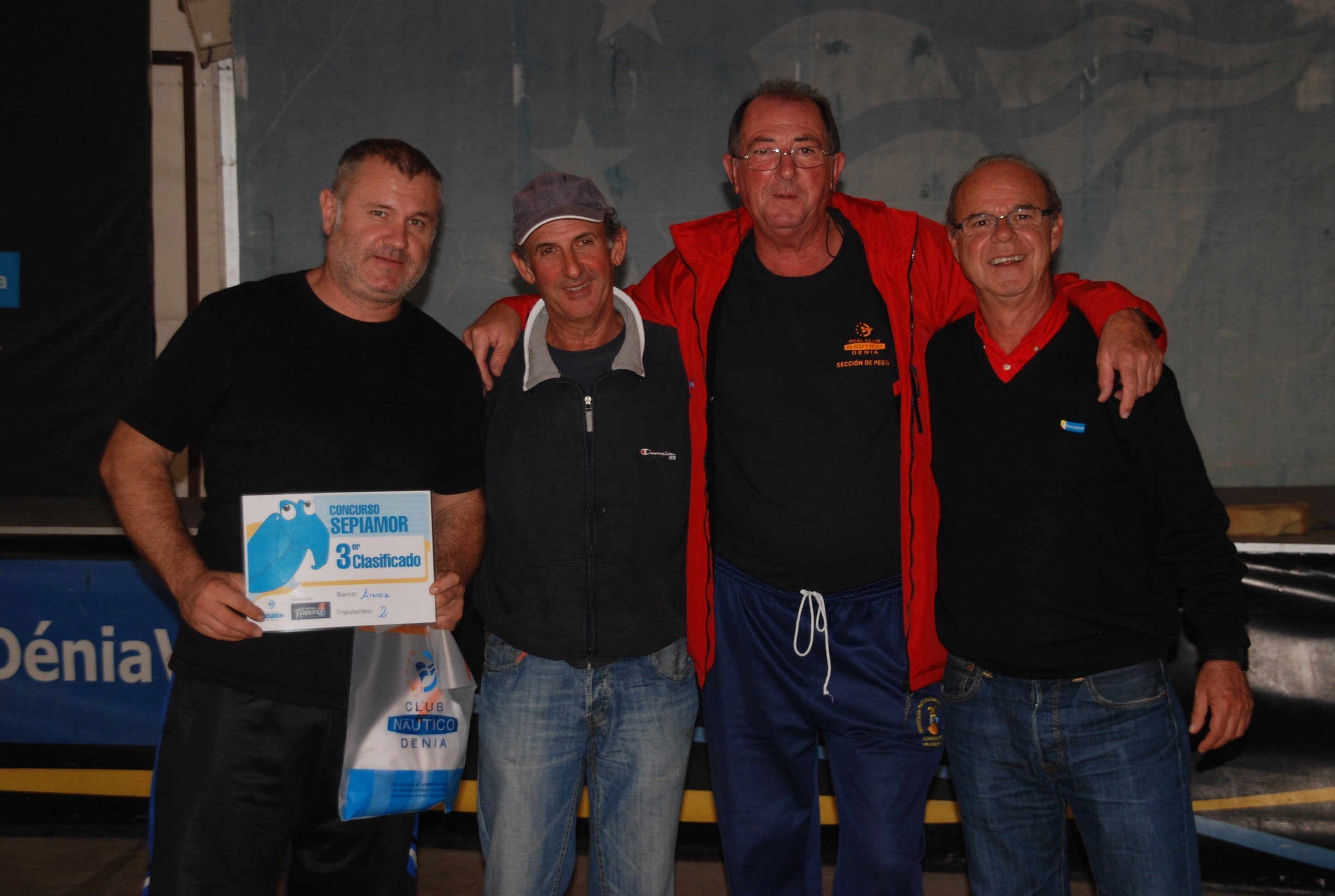 Carlos Salvador tercer clasificado