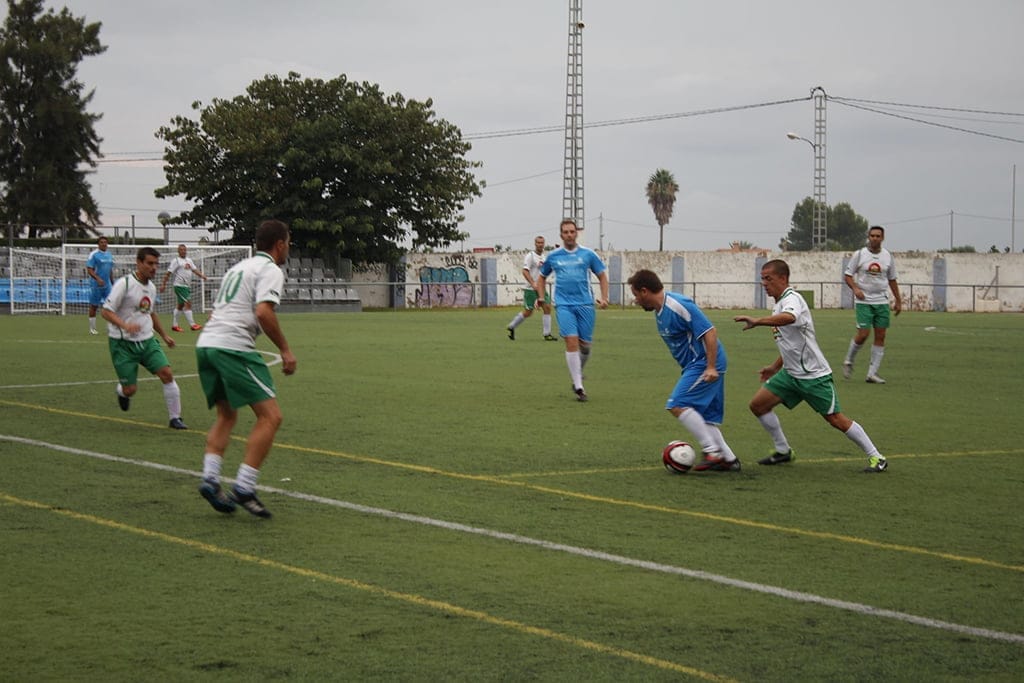 La liga de fúbol de Veteranos tiene partidos interesantes