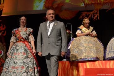 Presentación Campaments 2015 – Pleitesía de la Comissió de Festes de la Mare de Déu