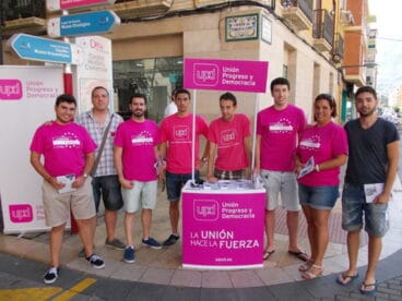 Simpatizantes de UPyD en Dénia