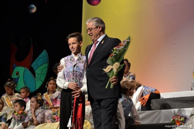 16 Presentación infantil Saladar 2015 pleitesía de Fernando Marí Perles