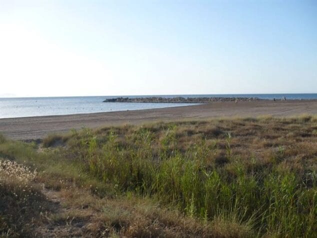 90090 001713 Marinas