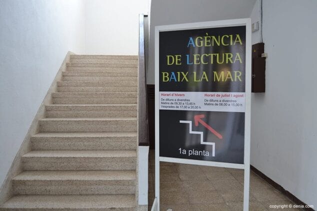 Acceso a la Agencia de Lectura Baix la Mar