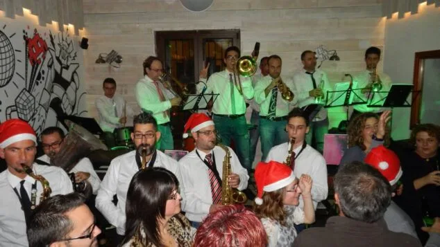 Cachorras Band en La Chica de Ayer