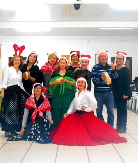 Fiesta navideña de los alumnos de Rebeca Alibrando