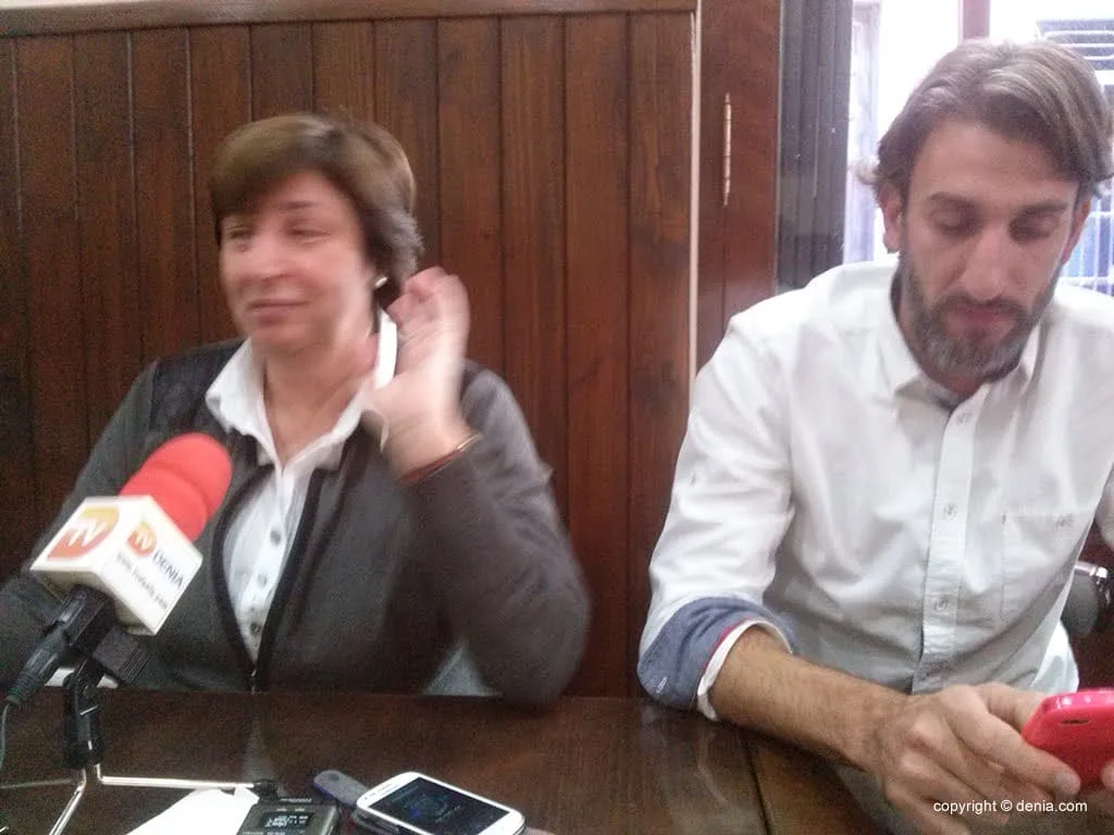 Font acusa de inoperante a Kringe a la hora traer subvenciones a Dénia 2 Font junto a Signes ante la prensa
