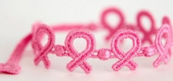 Lazo contra el cáncer de mama