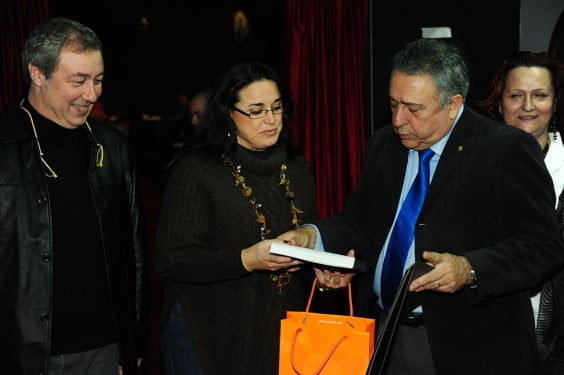 Mario Passero con Isabel Gallego y el consul ruso