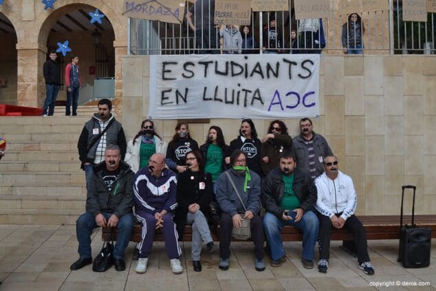 Miembros que apoyaron la concentración