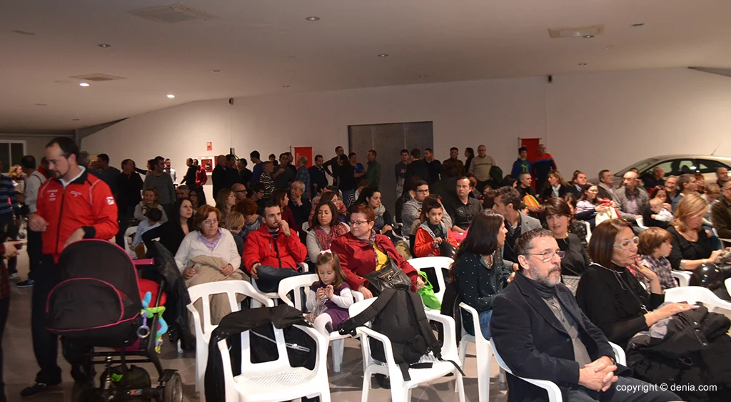 Público asistente a la presentación del Rolser-José Jorro