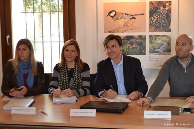 Salome Pradas junto a Irene Rodríguez Carlos Llinares y José Sala