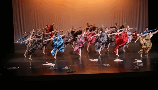 Imagen: Forma parte de algo grande en el Estudio de Danza Patricia Sentí
