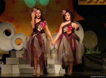 Presentación Infantil Falla Oeste – Marina Llorens y Àngela Castillo