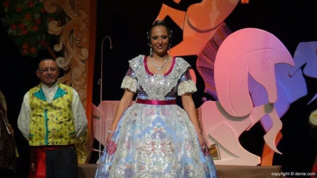 09 Presentación Les Roques 2015 Laura Ferrer