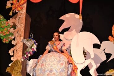 15 Presentación Les Roques 2015 Laura Ferrer