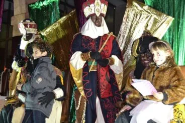 Carteros reales en Dénia – Entrega de cartas