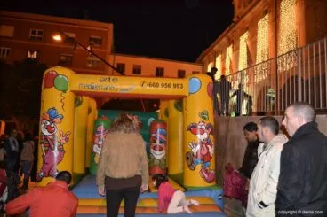 Carteros reales en Dénia – Castillos hinchables