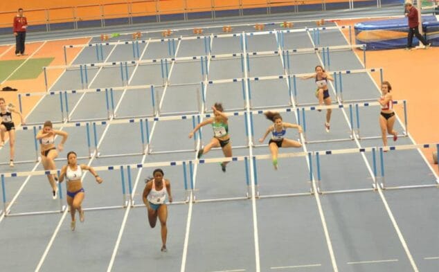 Aina Fornes en los 60 metros vallas