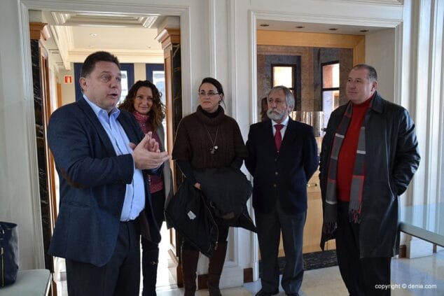 Antonio Morollo explicando su proyecto