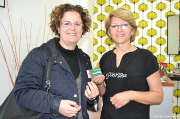 Arantxa recoge su premio en Guaraná