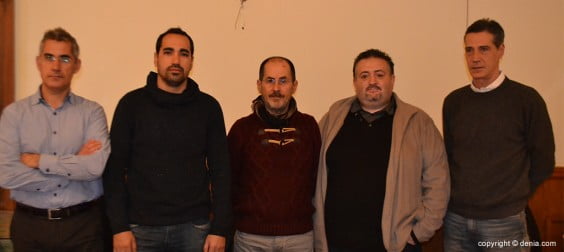 Bernabé Contreras junto a miembros de Podem Dénia