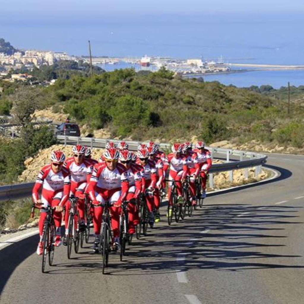El Rolser-José Jorro ascendiendo Les Planes