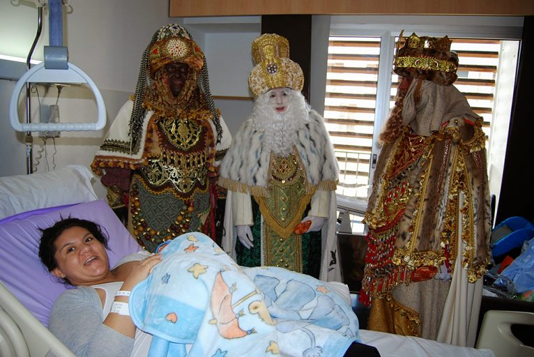 El hospital recibió la visita de los Reyes Magos