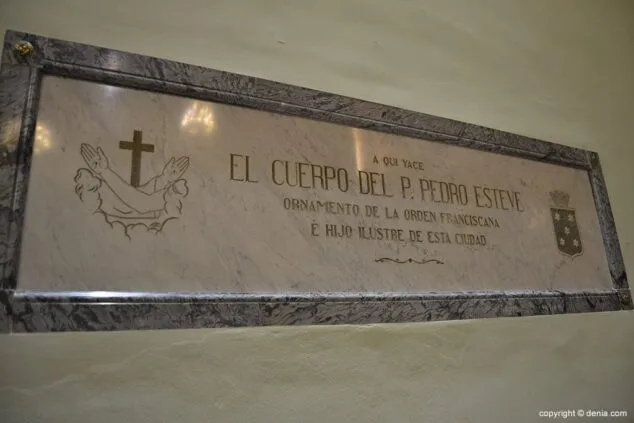 Iglesia de Nuestra Señora de la Asunción cuerpo del Pare Pere