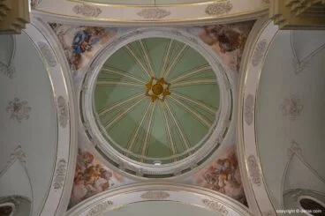 Iglesia de Nuestra Señora de la Asunción – interior de la cúpula